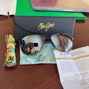 Maui Jim castles *used once*